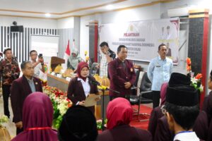 Sekda Sinjai Buka Pelantikan dan Rapat Kerja PPNI Sinjai 2024–2029 Perawat Jadi Pilar Utama Pembangunan Kesehatan 1 | PUNGGAWA NEWS