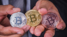Ketegangan Geopolitik AS-Iran Tekan Bitcoin ke Level Terendah, Tembus di Bawah 99.000 Dollar AS