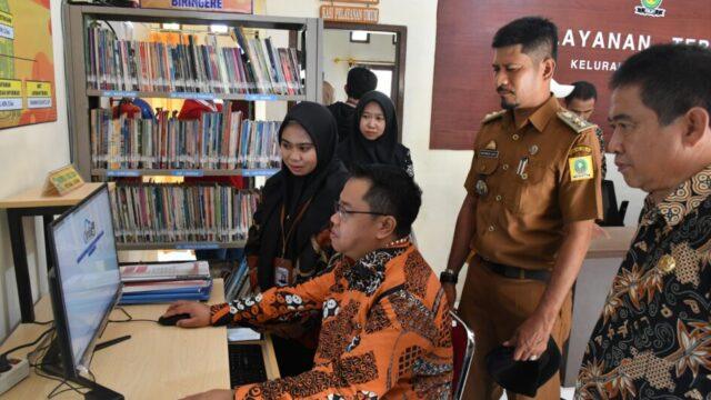 Inovasi Digital Kelurahan Biringere Curi Perhatian Tim Penilai Lomba Kelurahan Sulsel 2025 | PUNGGAWA NEWS