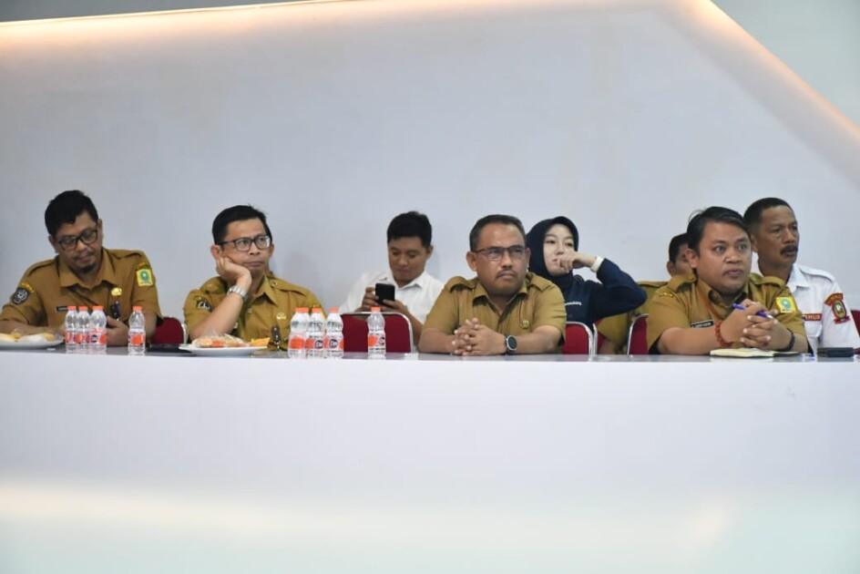 Pemkab Sinjai Tegaskan Komitmen Jaga Stabilitas Ekonomi dan Dukung Program Nasional Perumahan 2 WhatsApp Image 2025 07 22 at 17.34.07 58b0ec08 1 | PUNGGAWA NEWS