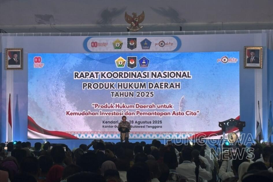 Hadiri Rakornas PHD di Kendari, Bupati Sinjai: Produk Hukum Daerah Harus Selaras dengan Kebutuhan Masyarakat 1 PUNGGAWA NEWS IMAGE 15 | PUNGGAWA NEWS