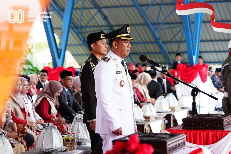 Wakil Bupati Sinjai Inspektur Upacara Penurunan Bendera HUT RI ke-80 1 PUNGGAWA NEWS IMAGE 4 | PUNGGAWA NEWS