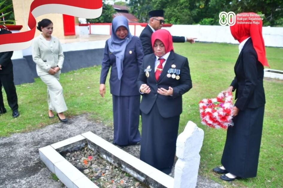 Pemkab Sinjai Gelar Ziarah Nasional dan Tabur Bunga di Hari Kemerdekaan ke-80 1 PUNGGAWA NEWS IMAGE 20250816 210703 0000 | PUNGGAWA NEWS