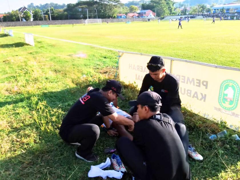 Pra Porprov Sepak Bola: Dinkes Sinjai Pastikan Layanan Medis Siaga di Stadion H. Andi Bintang 2 WhatsApp Image 2025 08 06 at 18.56.46 ccfb0516 | PUNGGAWA NEWS