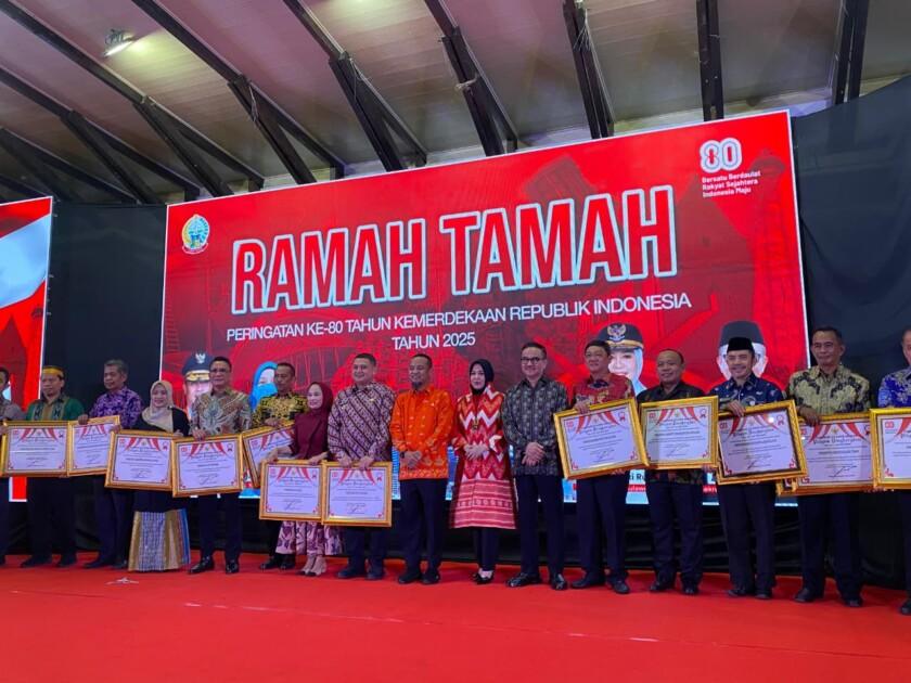 Komitmen Ekonomi Biru Antar Sinjai Jadi yang Terbaik di Sulsel 2 WhatsApp Image 2025 08 18 at 16.49.33 7e074180 | PUNGGAWA NEWS