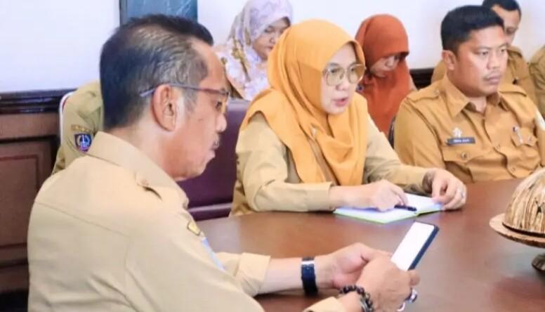 Kadis Kesehatan Sinjai Hadiri Rapat Pengawasan MBG, Tegaskan Pentingnya Higienitas Pangan 2 1000669575 | PUNGGAWA NEWS
