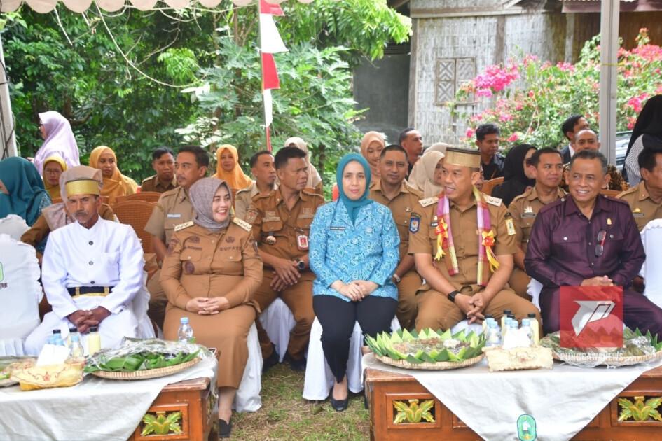 Pemkab Sinjai Gelar Pesta Adat Mappogau Sihanua, Bupati: Budaya adalah Jati Diri Bangsa 2 PUNGGAWA NEWS IMAGE 15 | PUNGGAWA NEWS