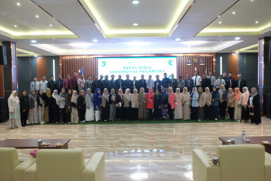 Universitas Megarezky Mantapkan Langkah Menuju Universitas Unggul 2034, Raker 2025 Resmi Bergulir 2 DSCF7479 | PUNGGAWA NEWS