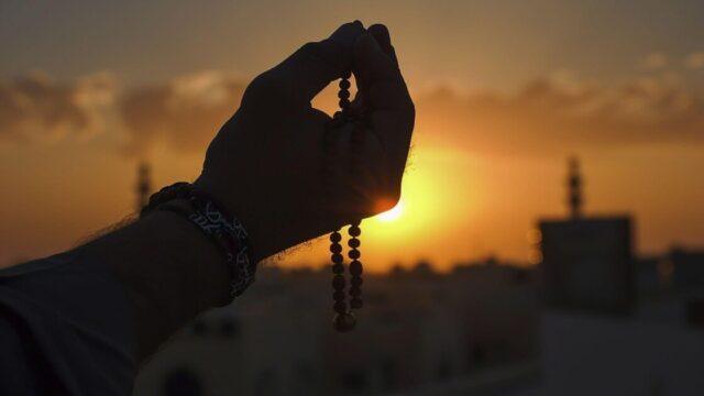 Istiqamah Setelah Ramadan — Ujian Sebenarnya di Bulan Syawal | PUNGGAWA NEWS