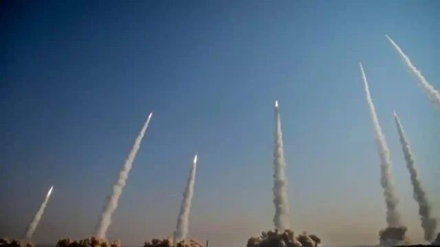 Senjata Jarak Jauh yang Mengkhawatirkan AS dan Israel | PUNGGAWA NEWS