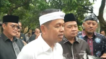 Lima Pasang Pengantin Menikah Serentak di KUA Depok Gubernur Jabar dan Wali Kota Jadi Saksi | PUNGGAWA NEWS