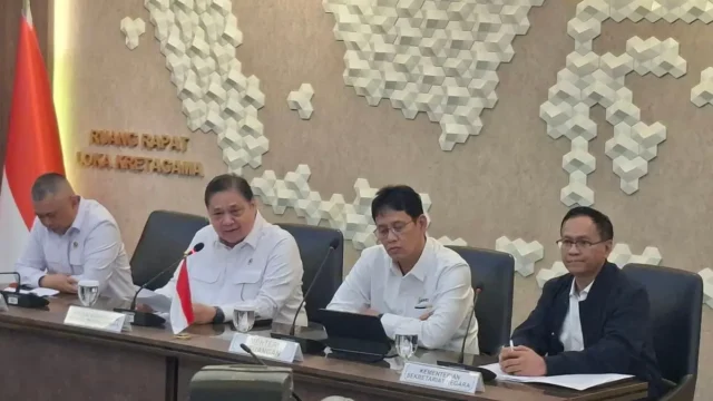 konfrensi pers menko perekonomian | PUNGGAWA NEWS